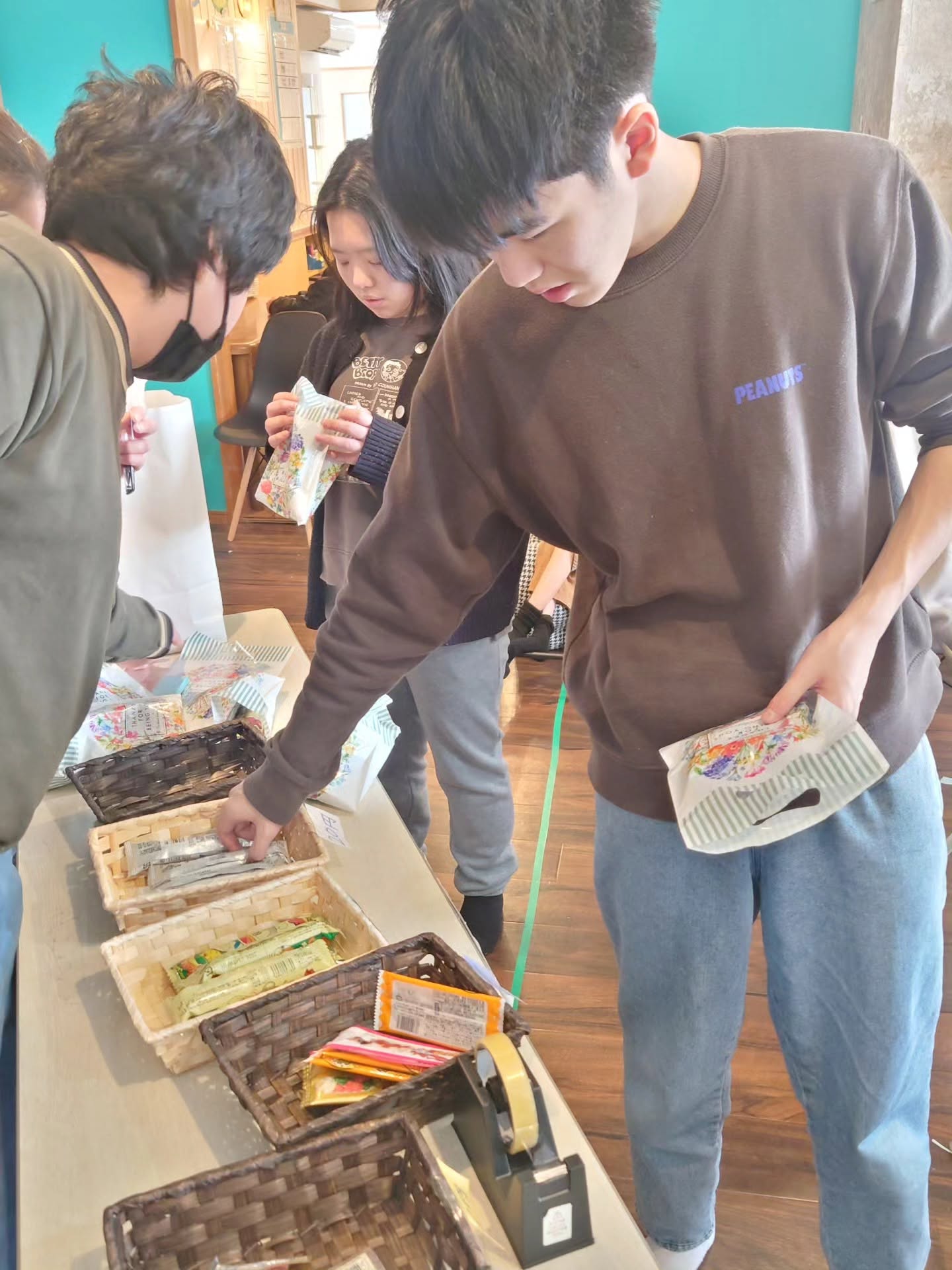 自分で選ぶ体験をしている様子